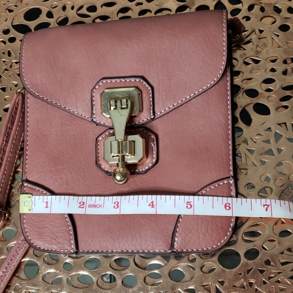 J Francis blush accordion style crossbody bag - Picture 7 of 9
